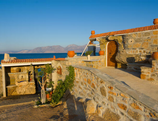 Entrance of Ntounas Apartment in Agios Nikolaos Crete